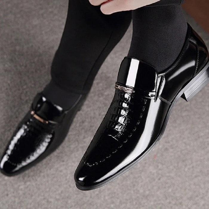 Sapato de Couro Clássico Luxo