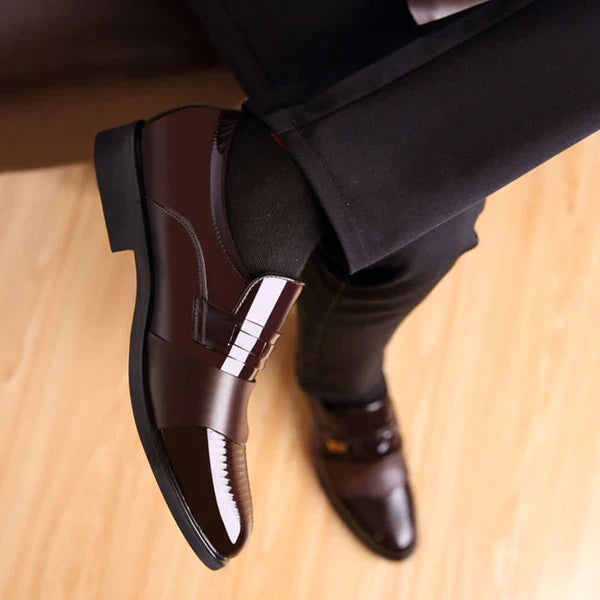 Sapato de Couro Ferrano