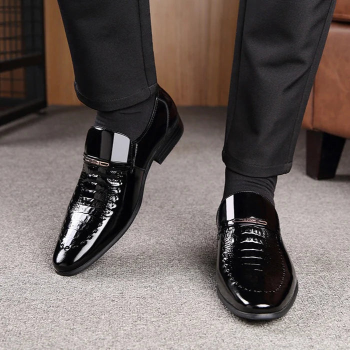 Sapato de Couro Clássico Luxo